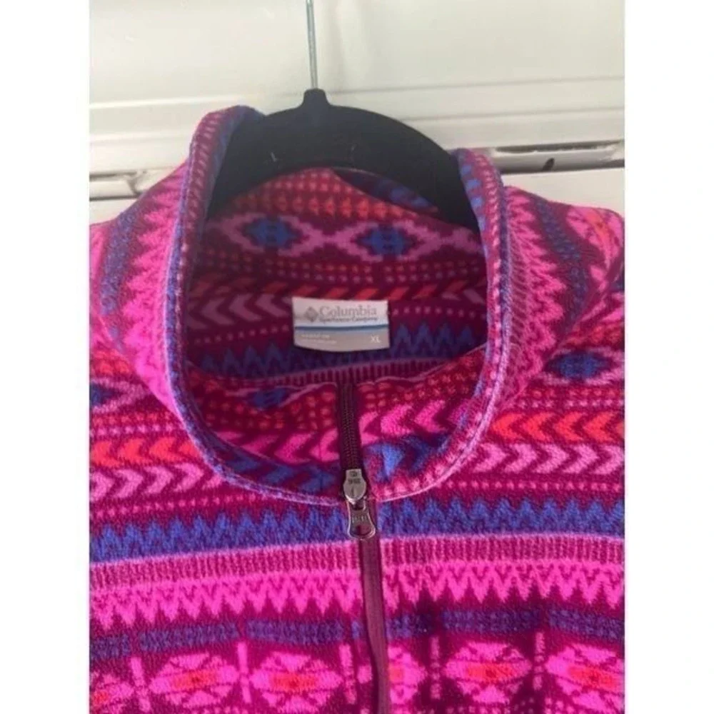 Columbia Fleece Women's Cowl Neck Geometric Print Pullover‎ - Size XL- EUC
